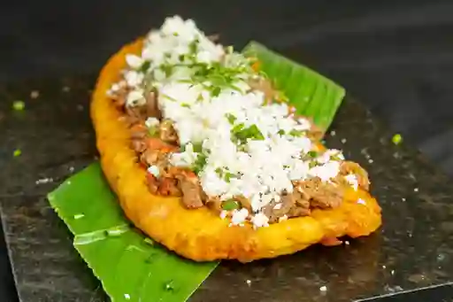 Patacon Maduro con Carne