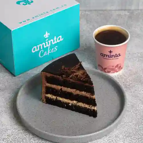 Torta de Chocolate + Americano 7 Oz