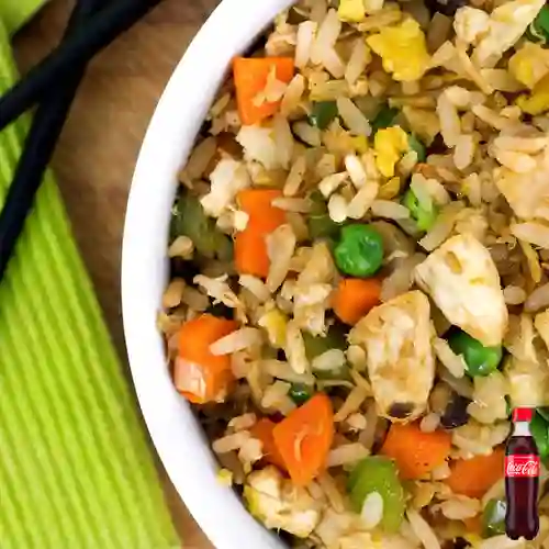 Combo Arroz Frito c/ Pollo Picado +Cocacola Orig 400ml