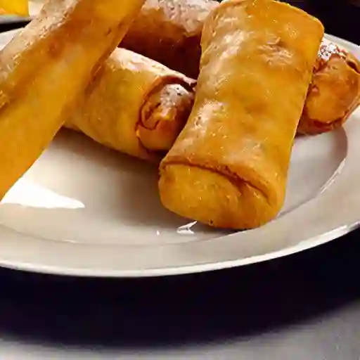 Porcion de Egg Rolls