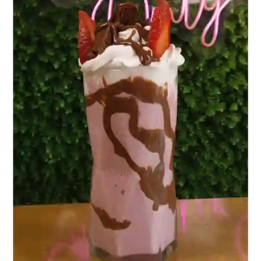 Malteada Frutos Rojos