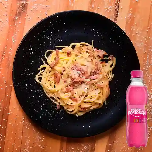 Combo Pasta Carbonara + Postobón Manzana 250 ml
