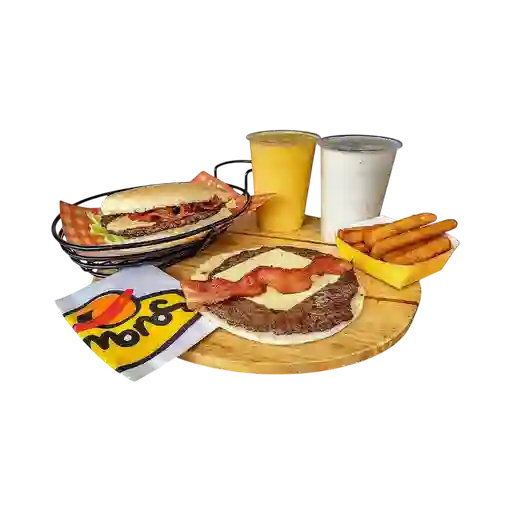 Pareja Hamburguesa Arepa + 2 Gaseosas