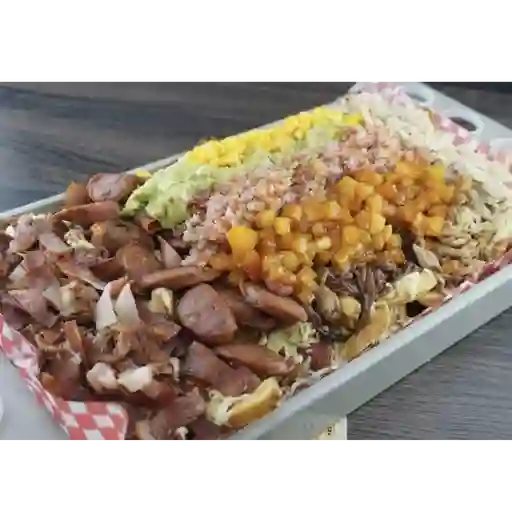 Arma tu salchipapa para 5