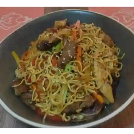 Fideos Calamares y Camarones