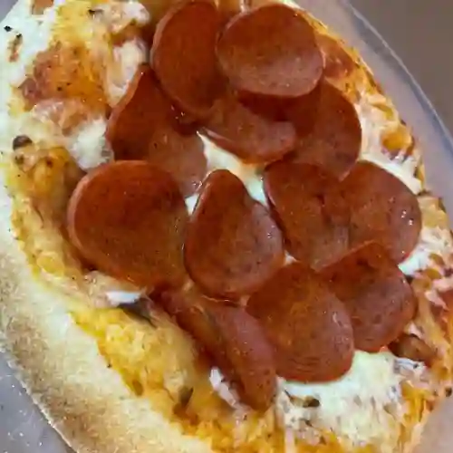 Pepperoni con Borde Queso
