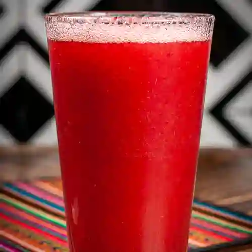 Jugo de Fresa en Agua