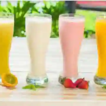 Jugos Natural en Leche