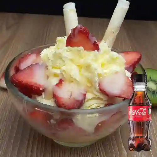Combo Frutas con Crema + Coca Cola Original 250ML