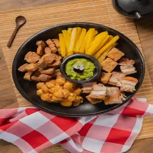 Dupla de Chicharrón