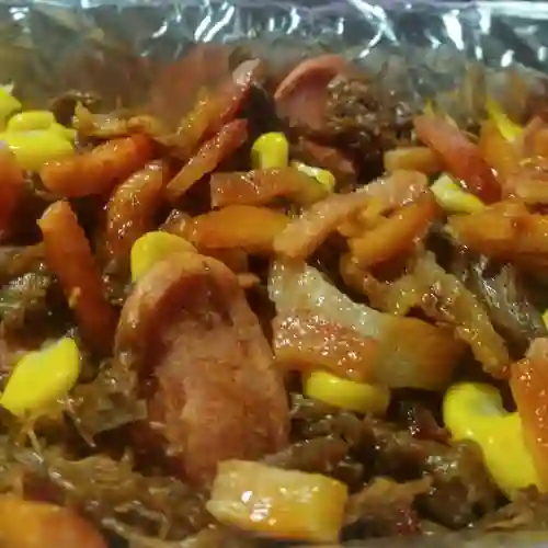 Salchipapa con Carne de Res