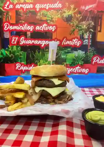 Hamburguesa Doble Carne con Papás a la Francesa