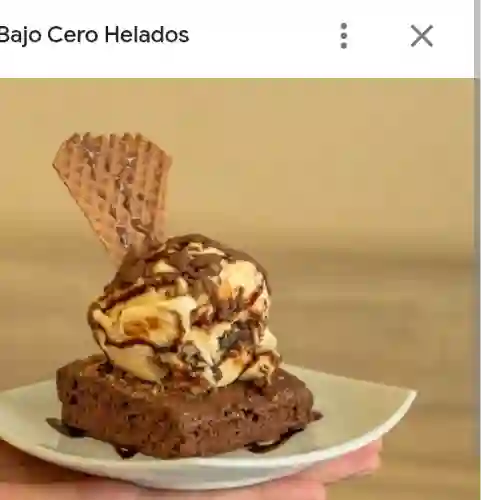 Brownie con Helado