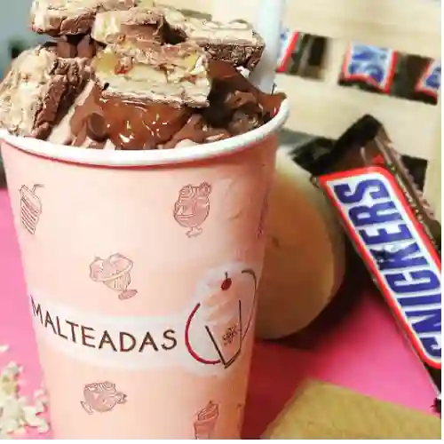 2 Malteadas de Snickers 16 Onz