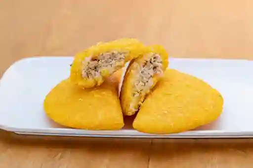 Empanada de Maíz de Pollo