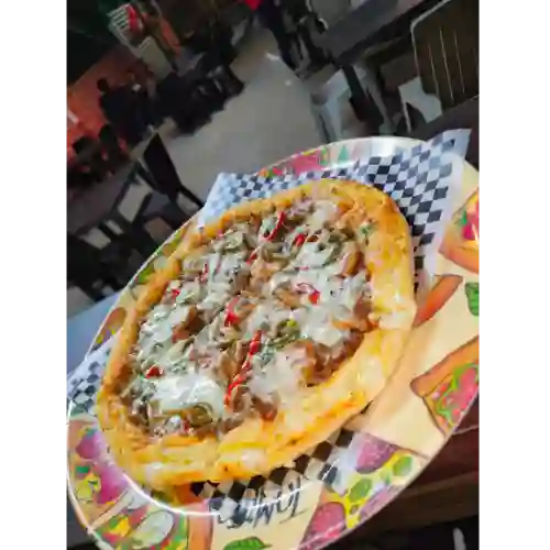 Pizza Borde de Queso Mas Gaceosa de 400