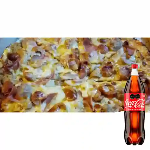 Combo Pizza Cinco Carnes 30cm +Cocacola Orig 1.5l