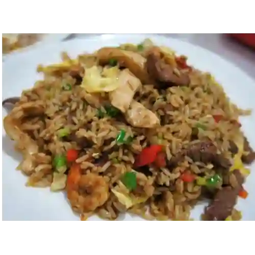 Arroz Al Wok Mar y Tierra