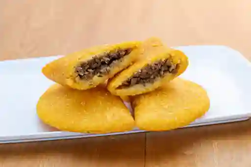 Empanada de Maíz de Carne