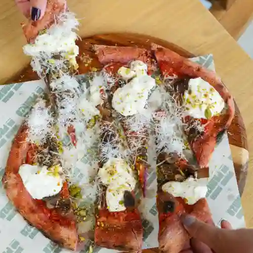 Pizza de Hongos y Pistacho