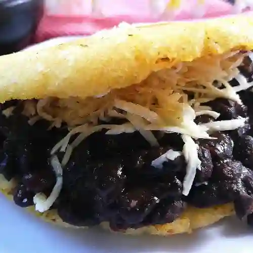 Arepa Dominó