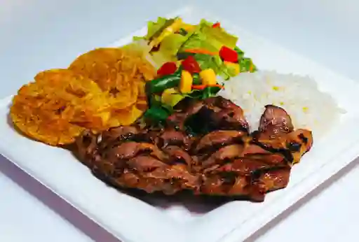 Plato Bondiola De Cerdo A La Parrilla