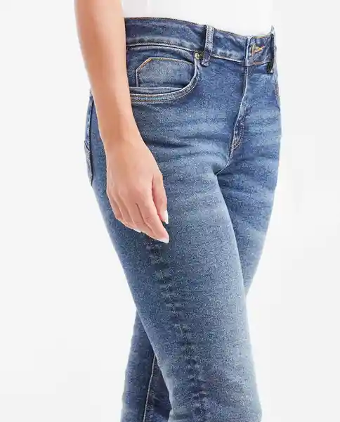 Jean Cosmo Femenino Azul Clásico Tono Oscuro Talla 6 Chevignon