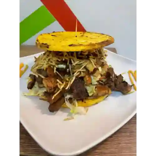 Arepa Burger con Pollo