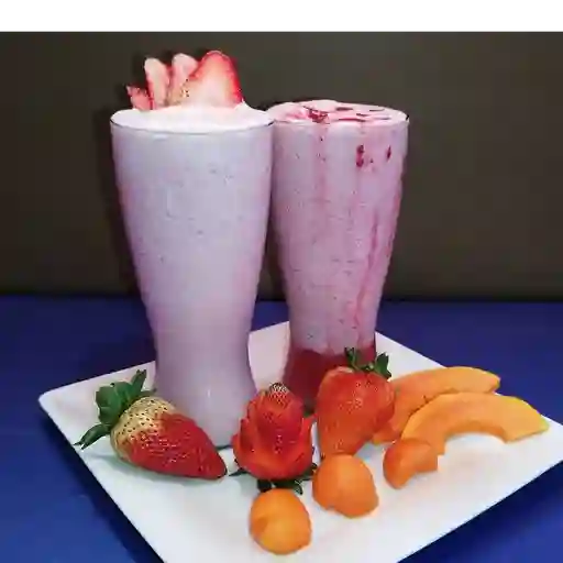 Jugos naturales en leche