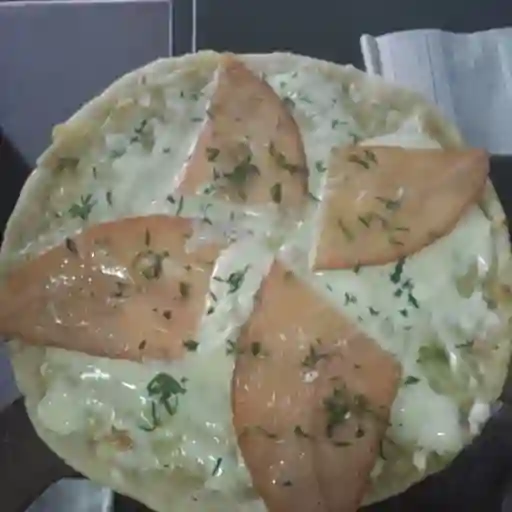 Salmon ahumado con sour cream