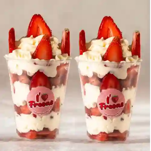 Combo de Fresas con Crema Tradicional