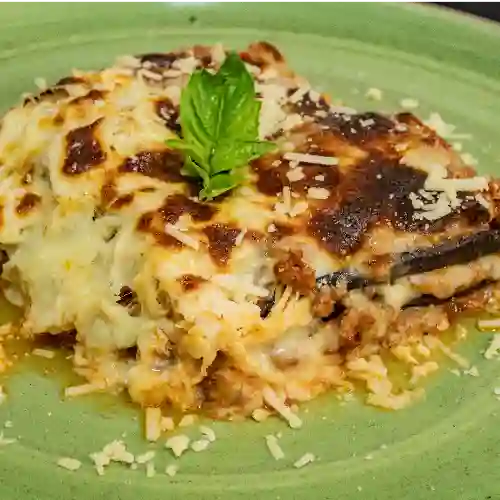 Lasagna Keto y Bebida Personal