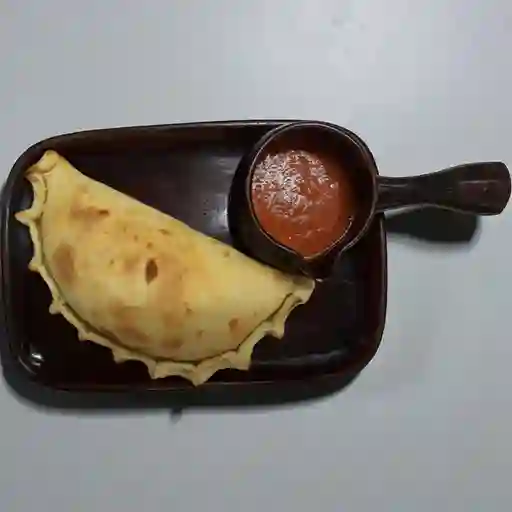Calzone Peperoni