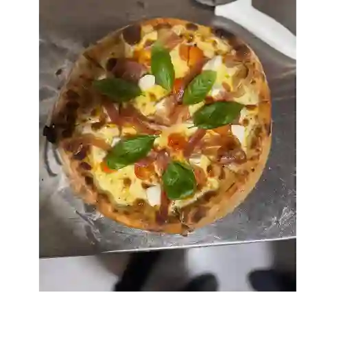 Pizza Prosciutto Búfala