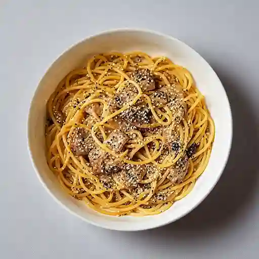 Spaguetti con Hongos y Trufa