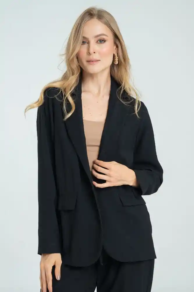 Chaqueta Larga Tipo Blazer