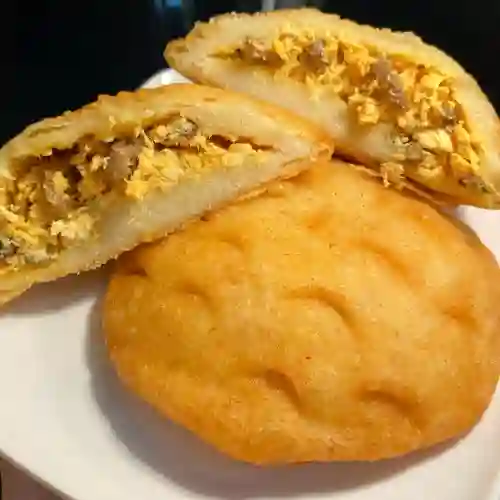 Arepa Pollo con Champiñones