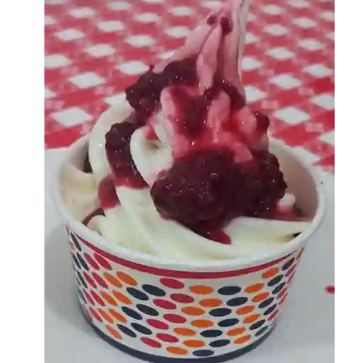 Vaso de helado de yogurt