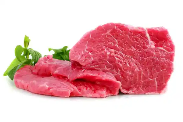 Carne De Pecho, Espaldilla, Aleta Para Desmechar en Bandeja