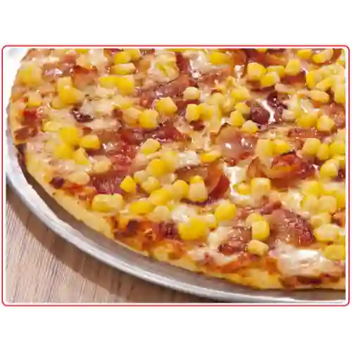 Pizza Tocineta y Maíz