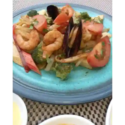 Salteado de Mariscos