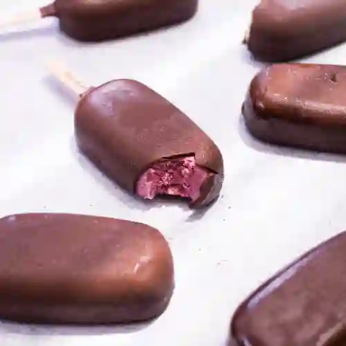 Frutos Rojos con Chocolate Belga