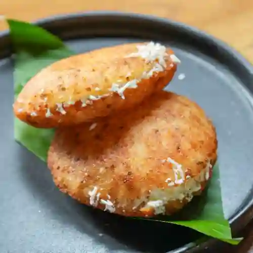 Arepuelas de Anis con Queso Costeño