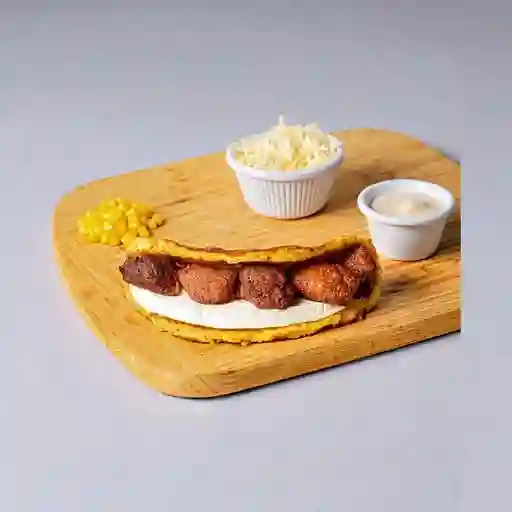 Cachapa con Chicharrón