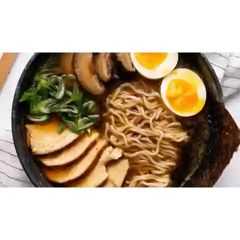 Ramen Cerdo Al Wok