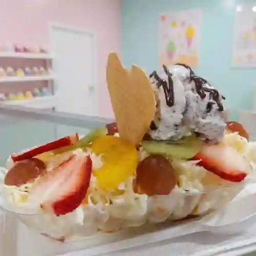 Ensalada de Frutas con Helado
