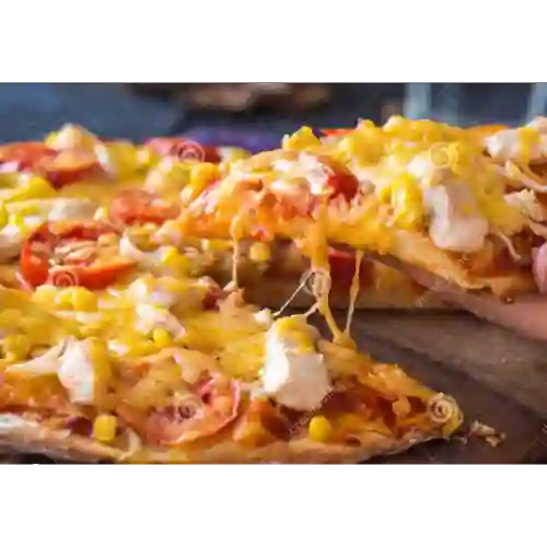 Pizza Pollo Maíz
