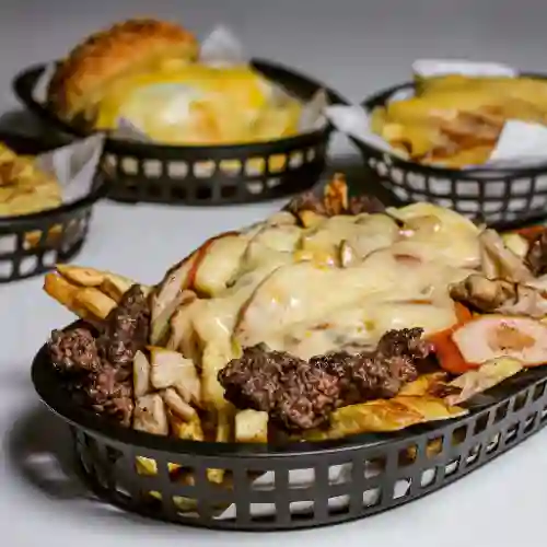 Salchi Burger Talla l + Gaseosa Familiar