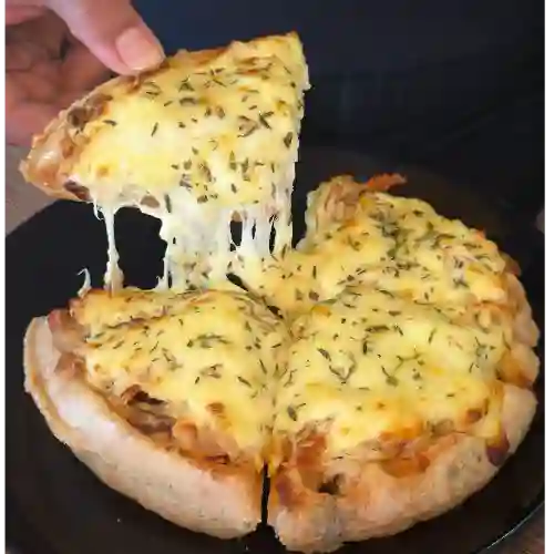 Waffle Pollo y Tocineta