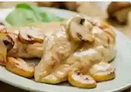 Pechuga en Salsa De Champiñones